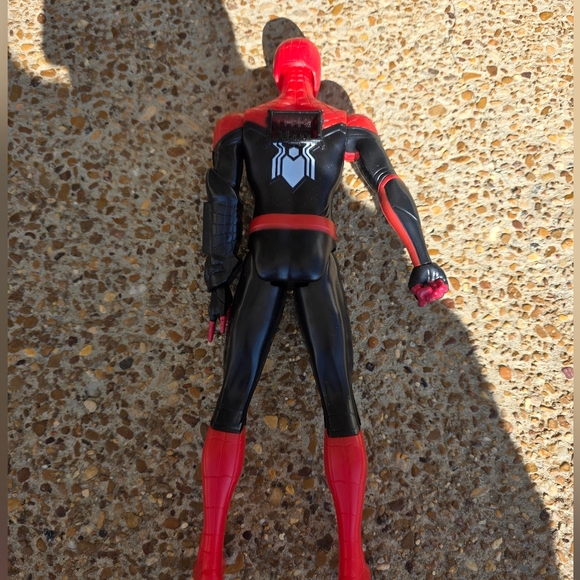 Hasbro Marvel Titan Hero Series Spider-Man And Captain America action Figure - Picture 9 of 12